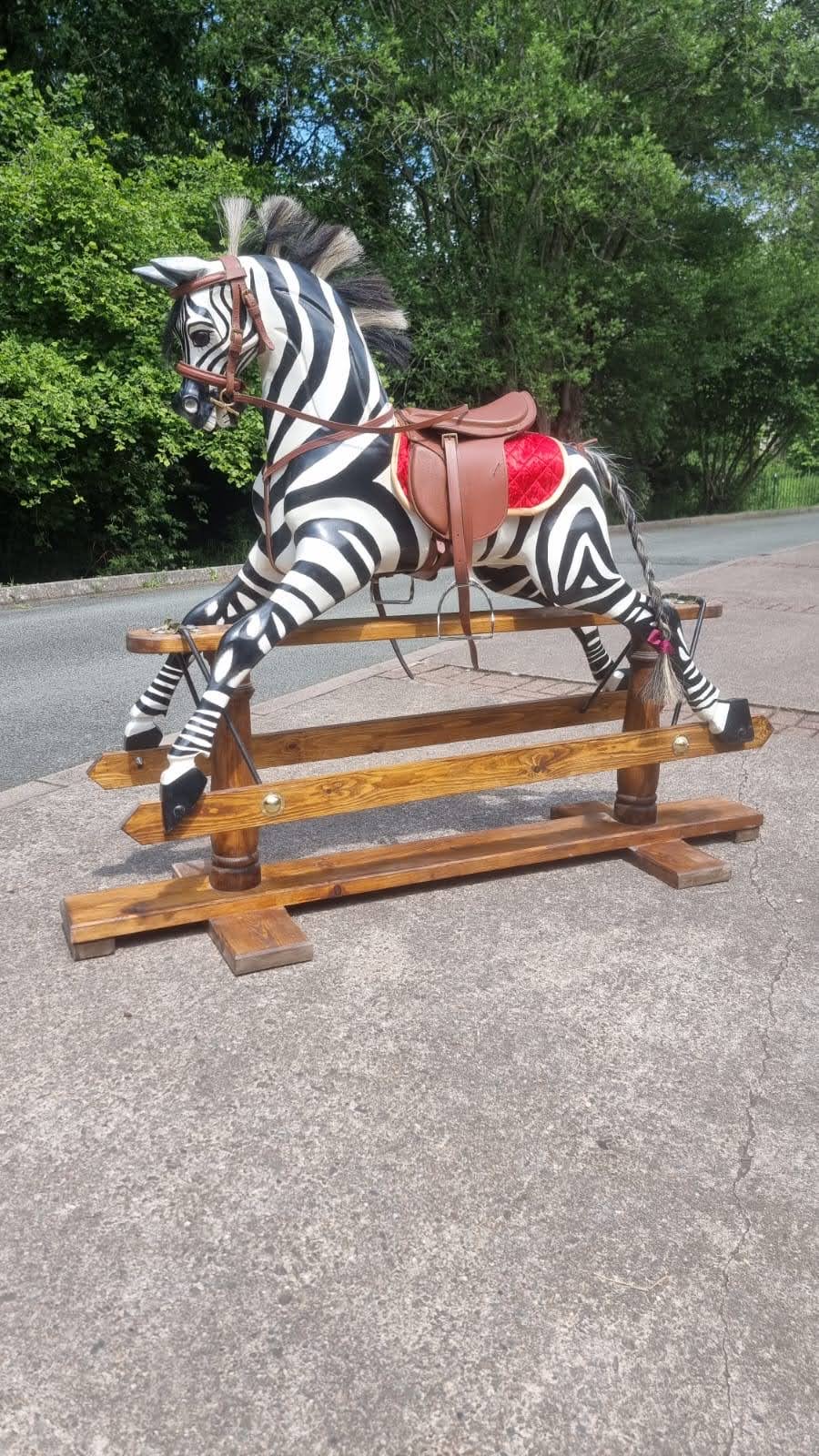 MyClientBox 2025MediumZebra